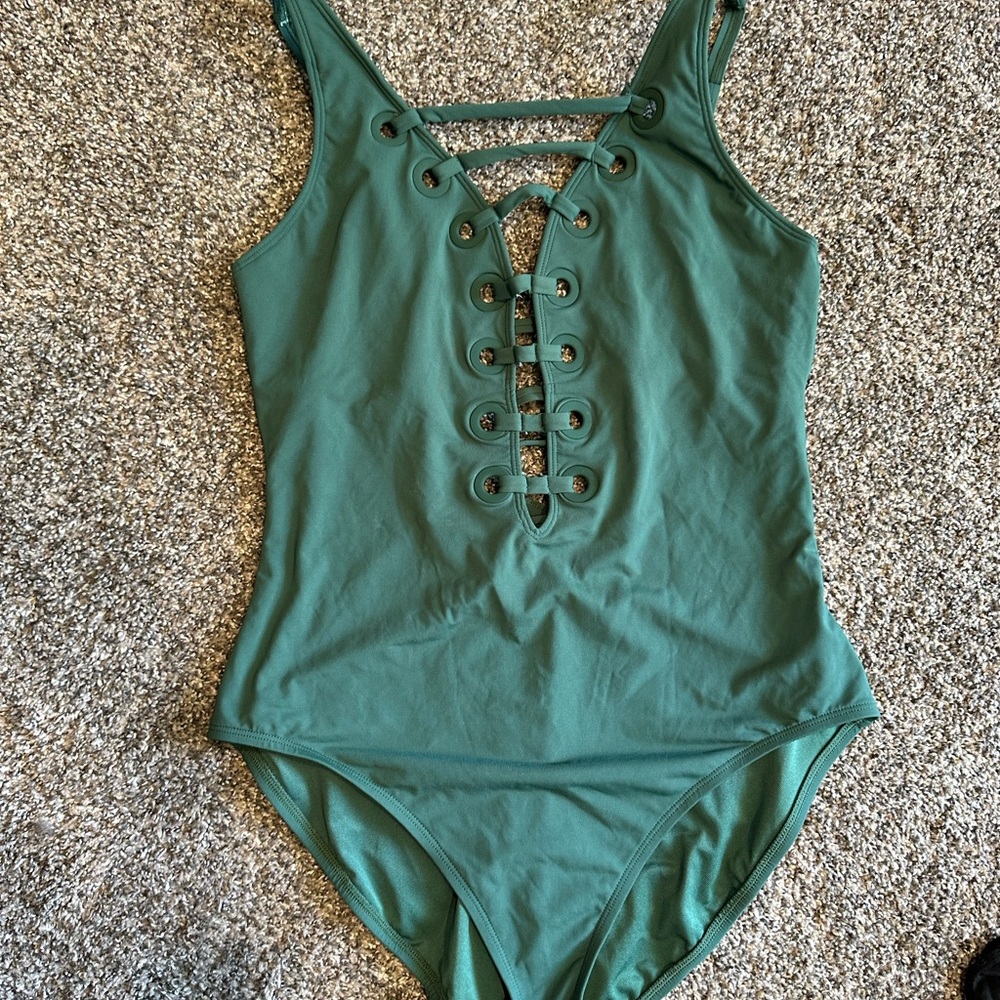 Bleu rob beattie grommet green one piece 14